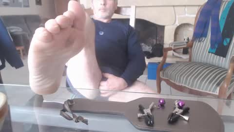 Snapshot of aalex1717 chatting on 02/06/25, 03:31 Aalex1717 online show from 02/06/25, 03:31