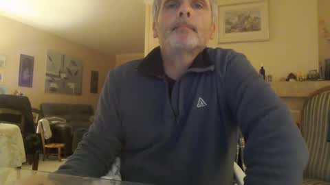 Snapshot of aalex1717 chatting on 02/09/25, 08:45 Aalex1717 online show from 02/09/25, 08:45