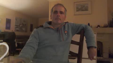 Snapshot of aalex1717 chatting on 02/11/25, 09:03 Aalex1717 online show from 02/11/25, 09:03