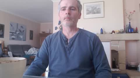 Snapshot of aalex1717 chatting on 02/16/25, 07:59 Aalex1717 online show from 02/16/25, 07:59