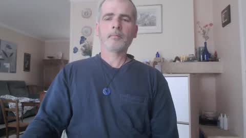 Snapshot of aalex1717 chatting on 03/09/25, 08:51 Aalex1717 online show from 03/09/25, 08:51