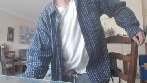 Snapshot of aalex1717 chatting on 10/12/25, 06:56 Aalex1717 online show from 10/12/25, 06:56