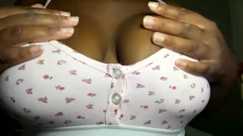 aaliah20 online show from 06/24/26, 05:45