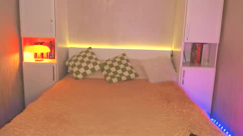 Lea online show from 12/20/24, 05:40