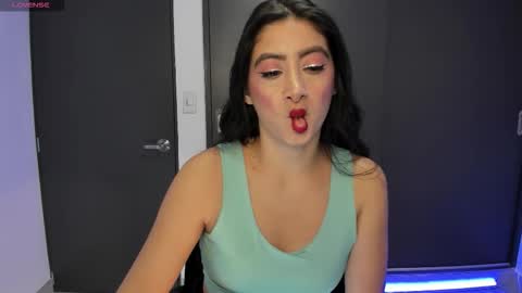 andrea online show from 11/18/25, 12:16