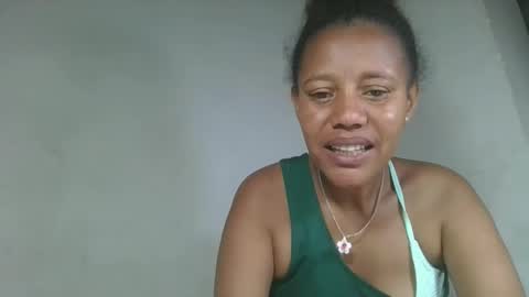 aangevelo online show from 11/21/25, 06:01