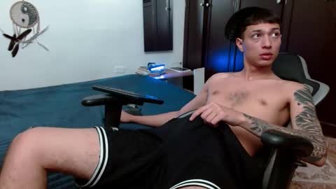 Snapshot of aarman_bannana chatting on 11/14/25, 04:28 aarman online show from 11/14/25, 04:28