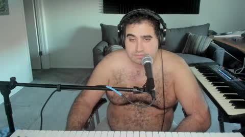 Aaron online show from 10/26/25, 09:31