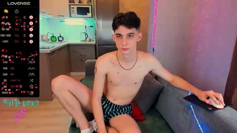 Aaron Bang online show from 12/14/25, 08:24