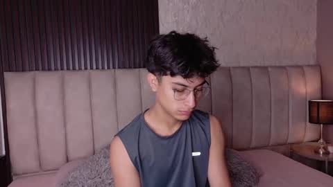 Aaron Ezequiel online show from 01/06/26, 07:17