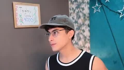 Aaron Ezequiel online show from 01/16/26, 08:46