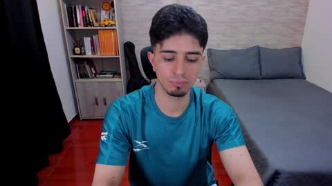 Aaron online show from 12/06/24, 07:34