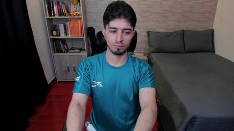 Aaron online show from 12/14/24, 05:36