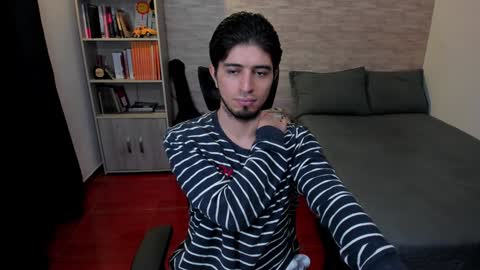 Aaron online show from 02/07/25, 07:17