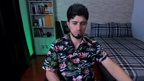 Aaron online show from 09/16/25, 07:04