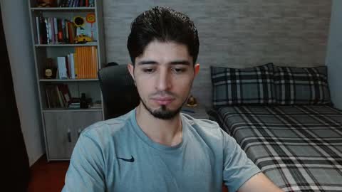 Aaron online show from 10/23/25, 07:23