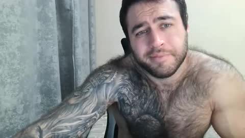 Snapshot of aaron_royal chatting on 02/02/26, 06:39 Davin tayl online show from 02/02/26, 06:39