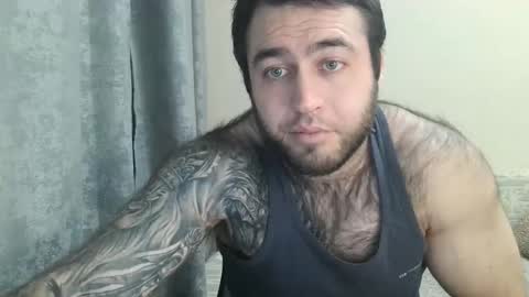 Snapshot of aaron_royal chatting on 02/10/26, 05:17 Davin tayl online show from 02/10/26, 05:17