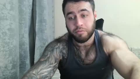 Snapshot of aaron_royal chatting on 02/19/26, 04:36 Davin tayl online show from 02/19/26, 04:36