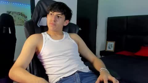 Aron online show from 09/12/25, 07:14