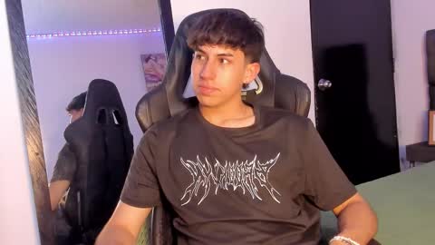 Aron online show from 09/15/25, 06:41