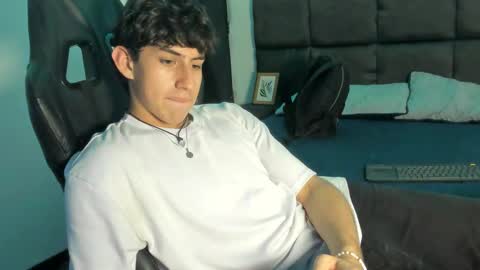 Aron online show from 10/16/25, 07:15