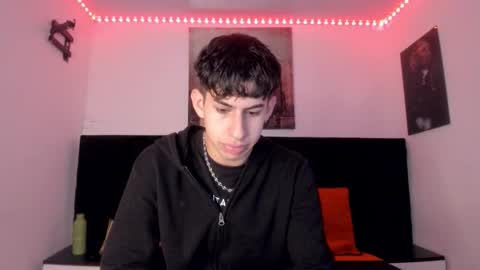 Aron online show from 11/28/25, 02:20