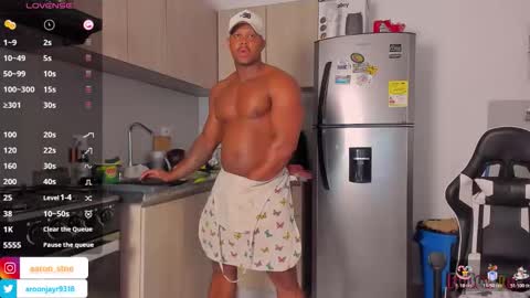 Aaron online show from 02/05/26, 01:16