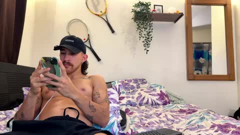 aaron_wheel online show from 05/04/26, 02:40