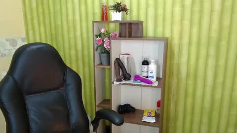 im NiallDun online show from 02/17/25, 02:09