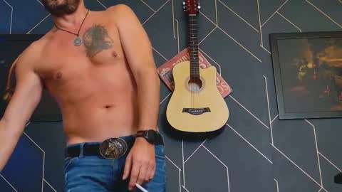 Aaron online show from 09/17/25, 06:42