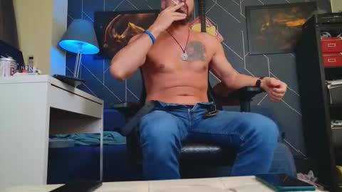 Aaron online show from 09/27/25, 12:26