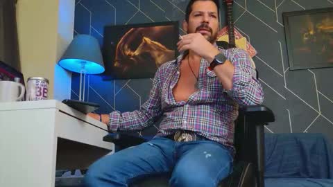 Aaron online show from 09/29/25, 02:27