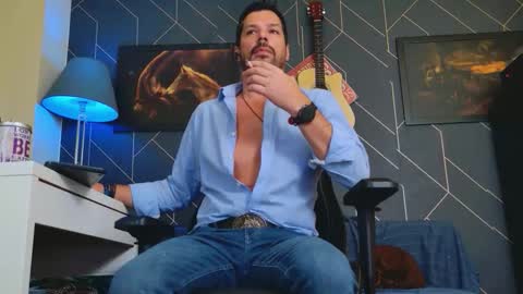 Aaron online show from 10/02/25, 08:27