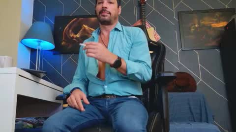 Aaron online show from 10/04/25, 03:04