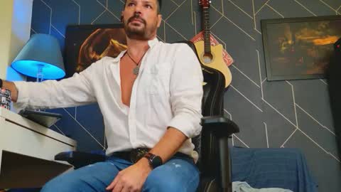 Aaron online show from 10/11/25, 12:15