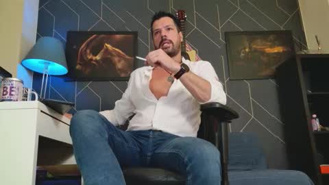 Aaron online show from 10/24/25, 06:48