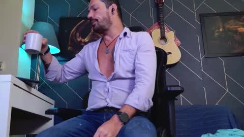 Aaron online show from 02/17/26, 05:15