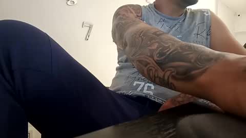 ig aaron hunter123 online show from 01/08/25, 04:54