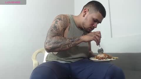 ig aaron hunter123 online show from 01/22/25, 12:27