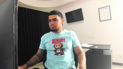 ig aaron hunter123 online show from 03/27/26, 04:18