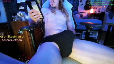 Aaron Skeetman online show from 01/19/25, 02:59