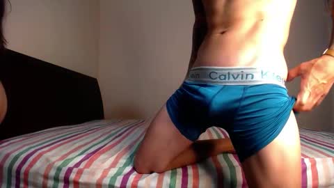 Aaron y Perla online show from 12/15/25, 10:03