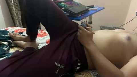 Snapshot of aaryan_sexoo chatting on 09/15/25, 06:19 aaryan_sexoo online show from 09/15/25, 06:19