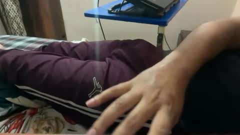 Snapshot of aaryan_sexoo chatting on 09/21/25, 06:42 aaryan_sexoo online show from 09/21/25, 06:42