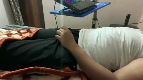 Snapshot of aaryan_sexoo chatting on 10/10/25, 08:35 aaryan_sexoo online show from 10/10/25, 08:35