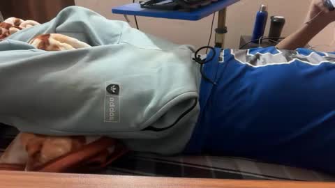 Snapshot of aaryan_sexoo chatting on 11/15/25, 06:15 aaryan_sexoo online show from 11/15/25, 06:15