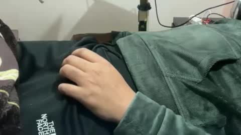 Snapshot of aaryan_sexoo chatting on 12/17/25, 09:04 aaryan_sexoo online show from 12/17/25, 09:04