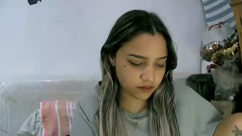 Snapshot of abbie_23 chatting on 05/01/26, 12:37 Abbie cute online show from 05/01/26, 12:37