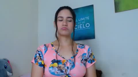 Snapshot of abbie_hard chatting on 02/04/25, 01:34 Abbie Hard --------------- Streaming from 0800 - 0400 UTC-5 online show from 02/04/25, 01:34